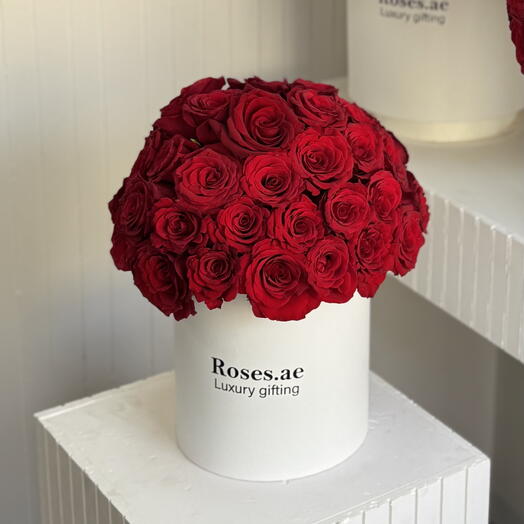 Flores en una caja( 50 rosas )