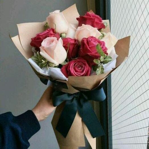 11 Mixed roses Bouquet- 3922