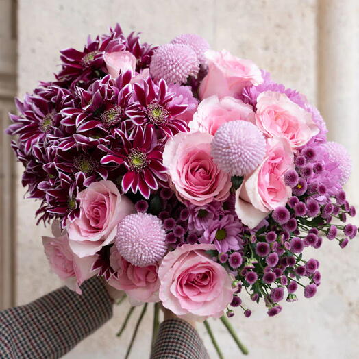 Rose Opera: Medium Bouquet of Magenta Chrysanthemums and Soft Pink Roses