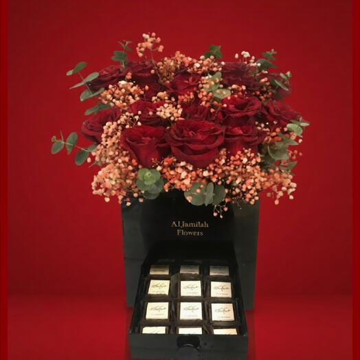 Акриловая коробка с выдвижным ящиком