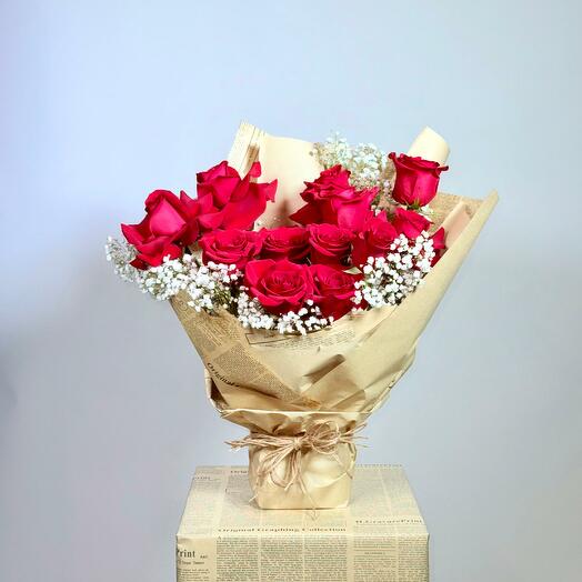 Eeco-friendly bouquet red roses