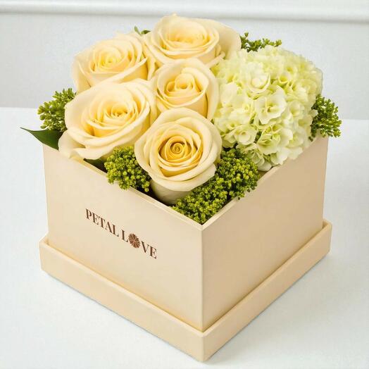 Цветочная коробка «Солнечное спокойствие»