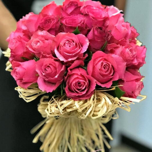 БУКЕТ ТЁМНО-РОЗОВЫХ РОЗ