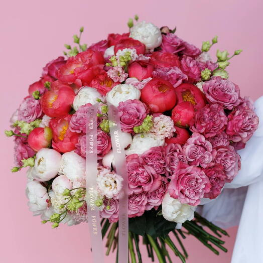 Camalia: Большой букет садовых роз, пионов и эустомы