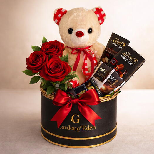 Sweetheart Teddy   Lindt Chocolate Box