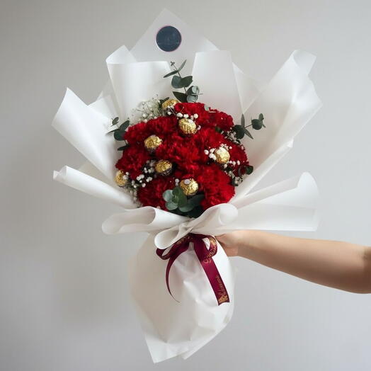 11 Carnations 7 Ferrero Rocher Bouquet | Sweet Dubai Gift