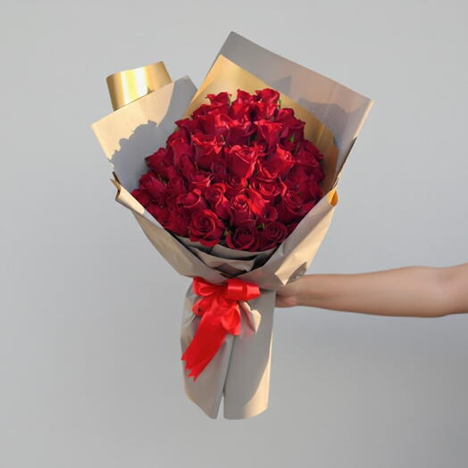 41 Red Valentine Petals