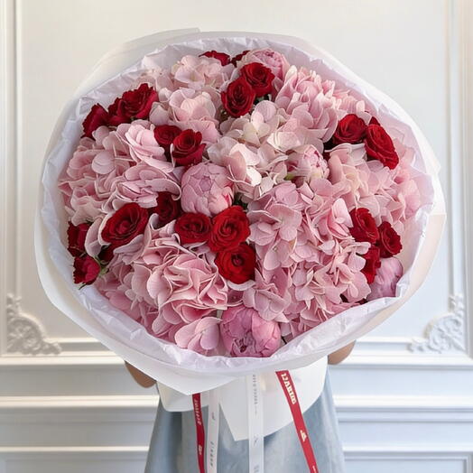 Pink flowers bouquet Nionika