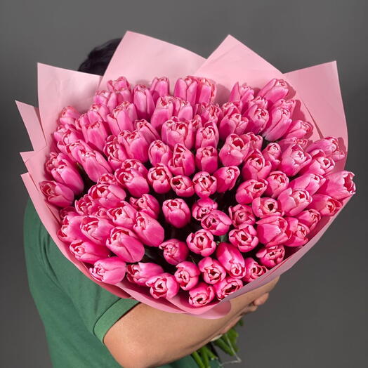 Букет из 101 розового тюльпана