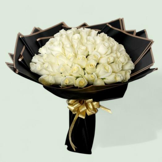 Полуночное цветение белые розы