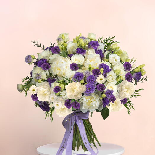MOONLIGHT FLOWER BOUQUET
