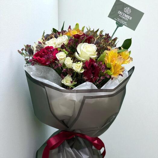Love Mood – Elegant Mixed Rose   Alstroemeria Bouquet