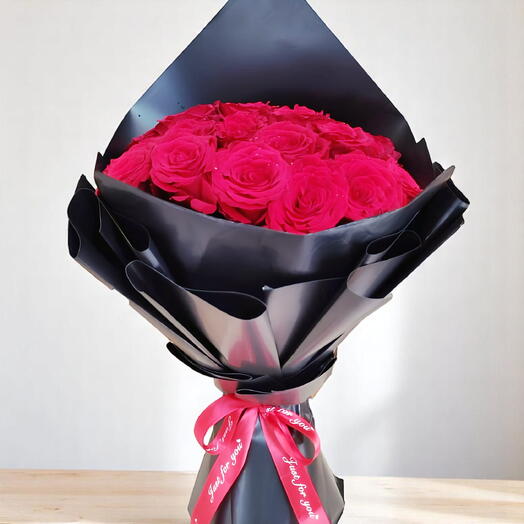 Elegant Red Roses Bouquet