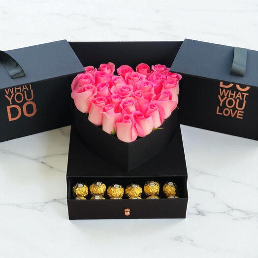 Arrangement Rose Passion (boîte noire)