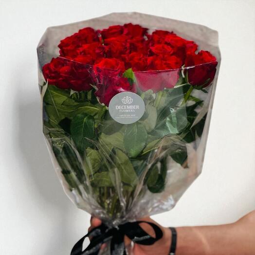 Red Round Transparent Roses Bouquet – 20 Fresh Red Roses Wrapped in Cellophane