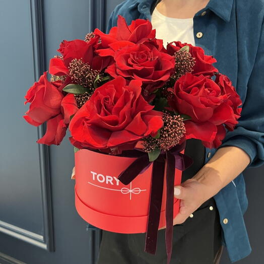 Roses in a box "I m burning for you"