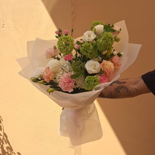 Розово-зелёный букет