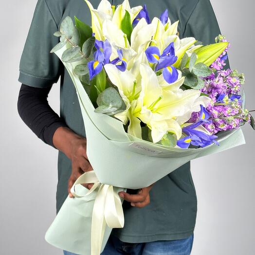 Смешанный букет цветов 1 -5953