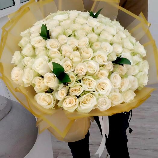Royal White Rose Bouquet – 101 White Roses