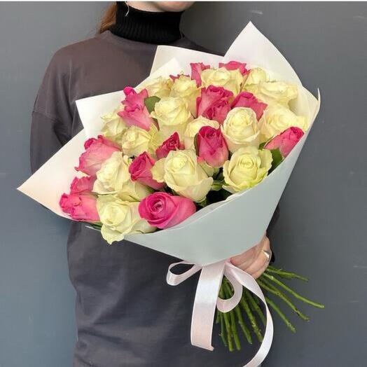 Розовые и белые розы