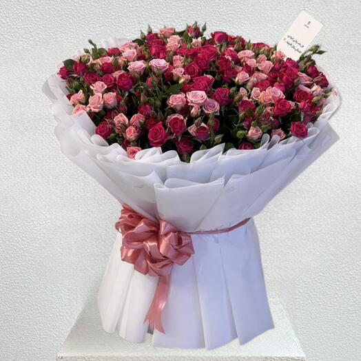 Hugging _ 201 Luxury Spray Rose Bouquet For Anniversary or Birthday