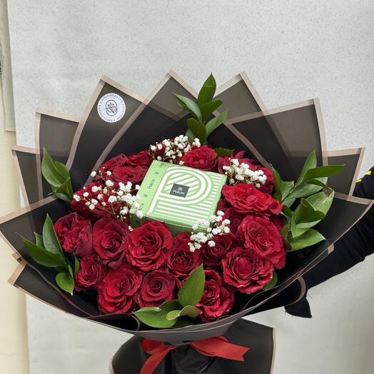 Красный букет   шоколад