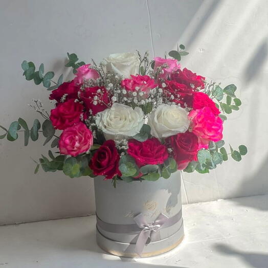 Rose flowers box arrangement
