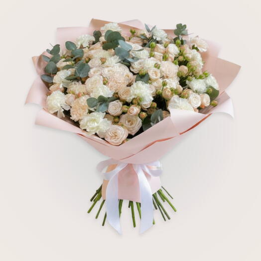 Белый и персиковый