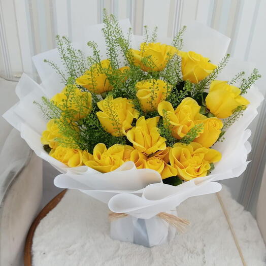 Vibrant Yellow Rose Bouquet