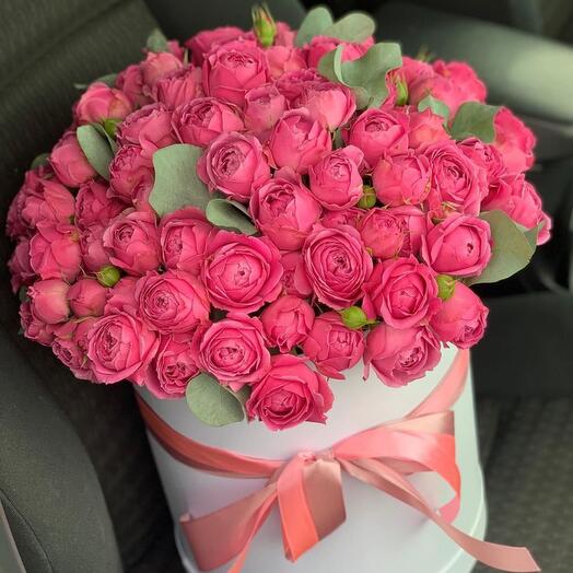 Caja de flores Julietta rosa spray