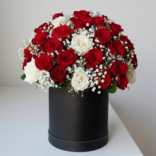 Love Box 51 Красные и белые розы