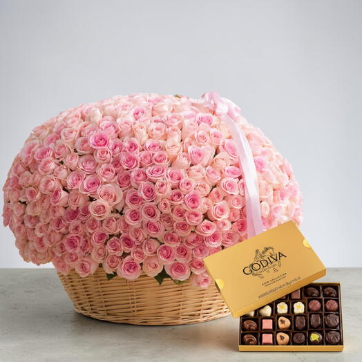 Luxury Pink Rose and Godiva Chocolate Box Combo