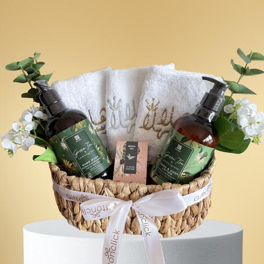 Тёплая приветственная корзина