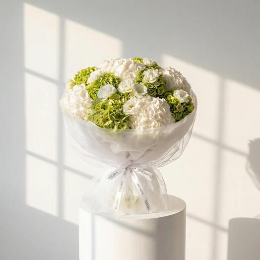 Emerald Pearl Cloud: The Lime   White Hydrangea Luxe