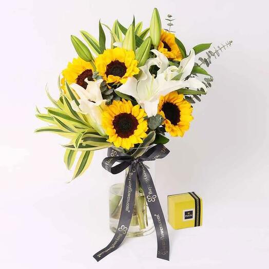 Morning Glow in Vase and Deluxe Patchi Chocolates