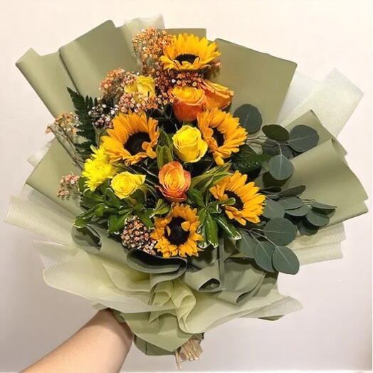 Sun Flower and Yellow Flowers Bouquet