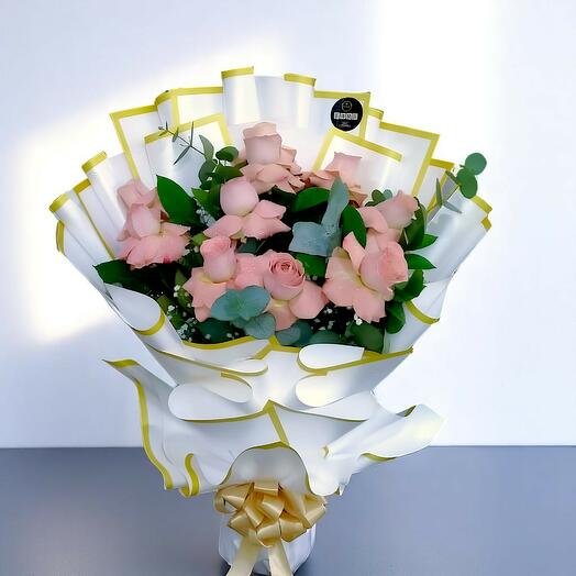 10 cappuccino Rose Bouquet
