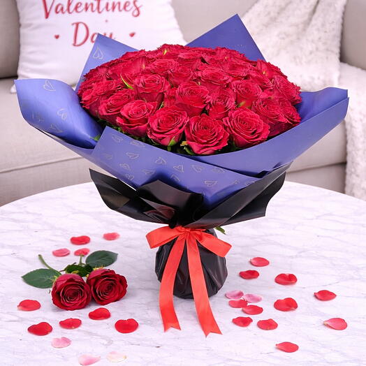 35 Red Roses Delight