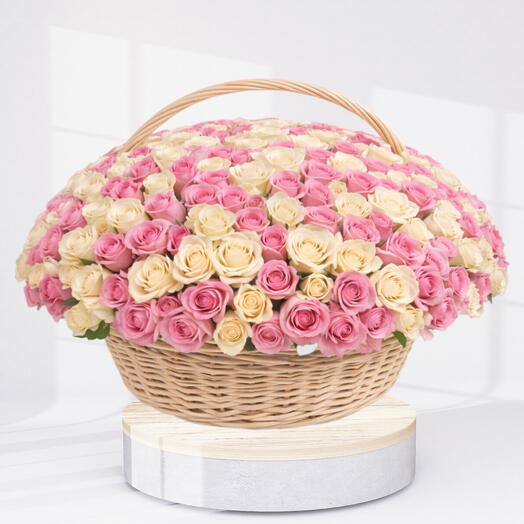 Panier rose et blanc