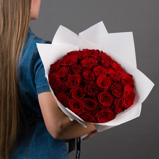 ramo de 51 rosas rojas