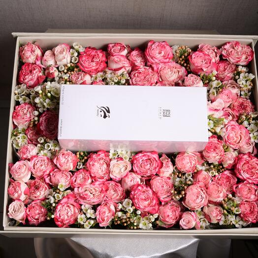 Marj Perfume and Sunset Roses Gift Box  6955