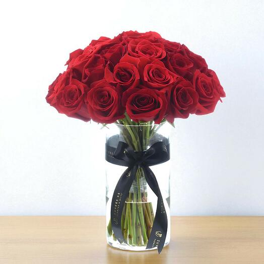 Classic Thirty One Red Roses in vase