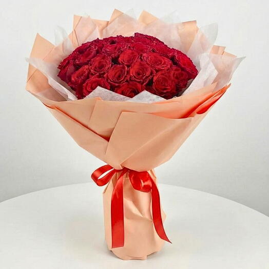 Luxury 31 Red Roses | Hand-Wrapped Romantic Bouquet – Dubai Flower Delivery