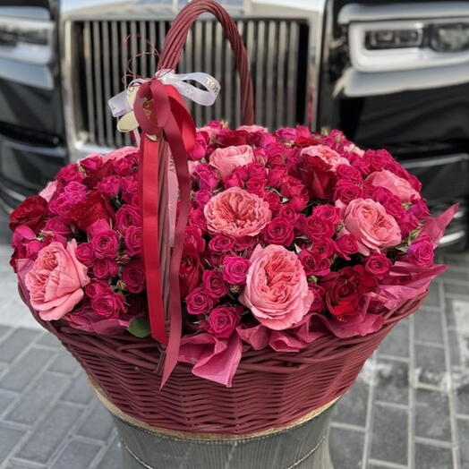 cesta de flores "Frutos del Bosque"