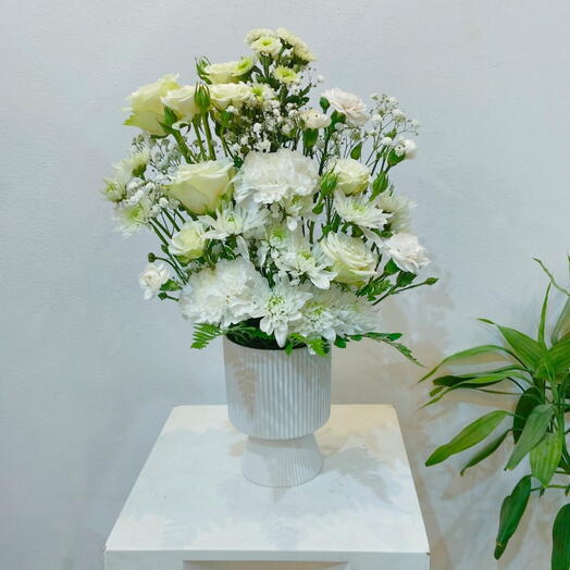 مزهرية أنيقة