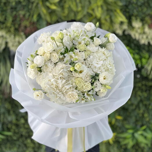 White Dove Hand Bouquet