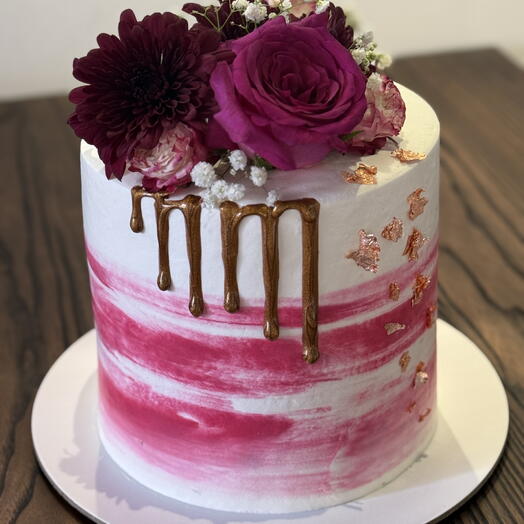 Премиум-торт с живыми цветами