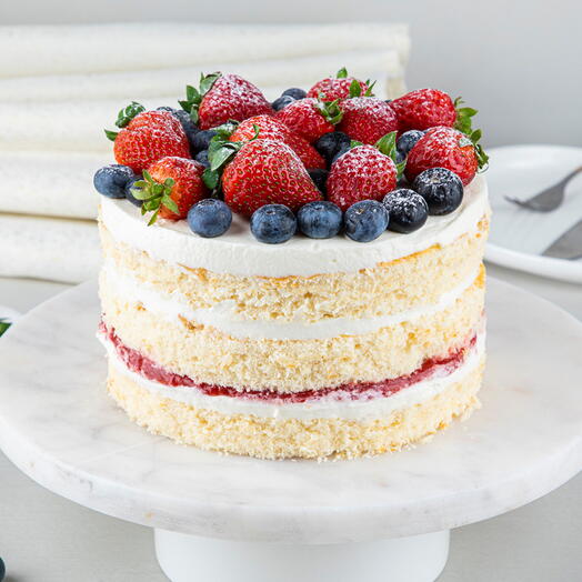 Клубничный кремовый торт