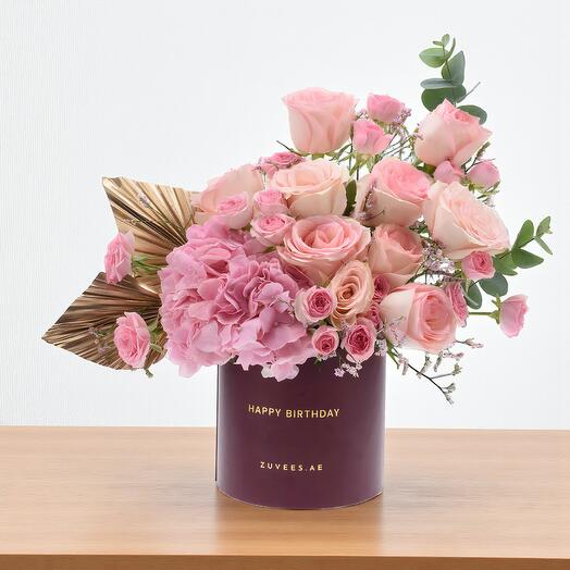 Золотая розовая фирменная коробка на день рождения