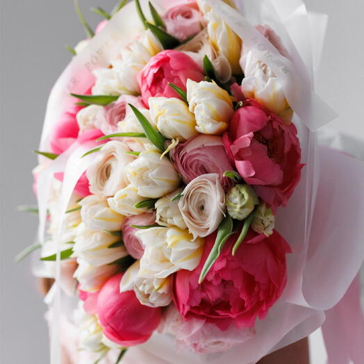 Aroma Poem: Large Bouquet of Peonies, Ranunculus Buds and Tulips